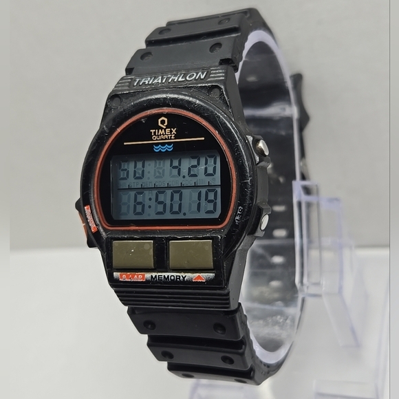 Vintage Timex Q Triathlon Watch 39mm Black Digital 8 Lap Backlight New Battery - Picture 2 of 10